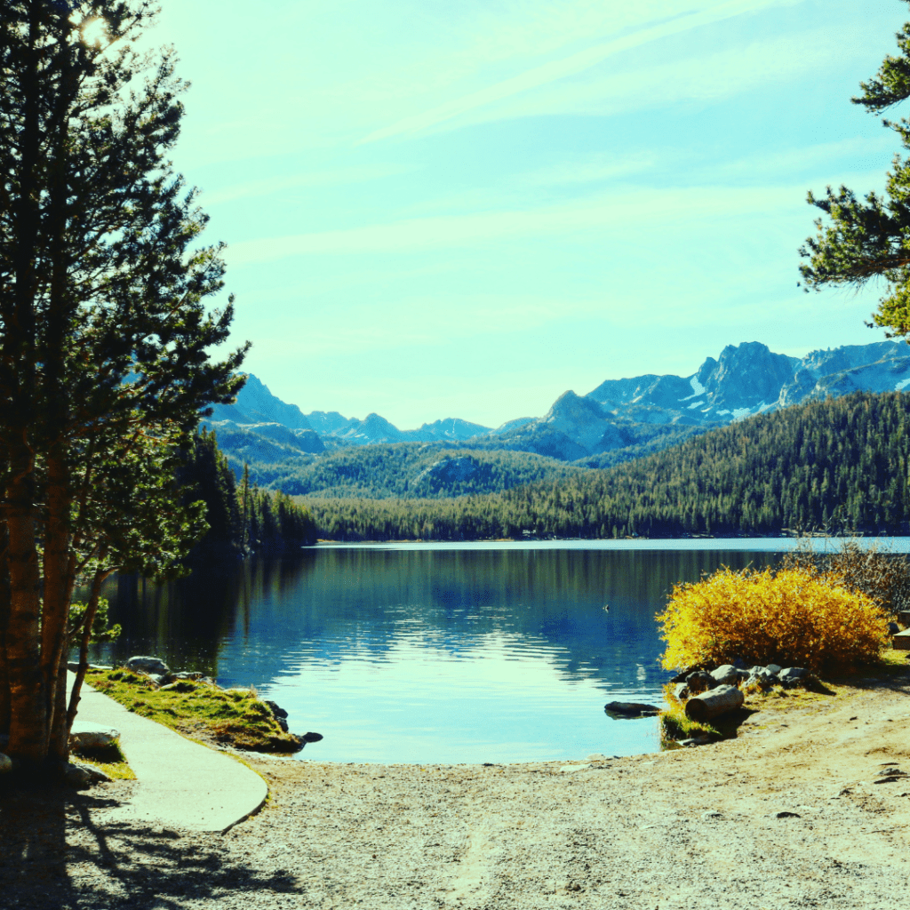 mammoth_lake_fall