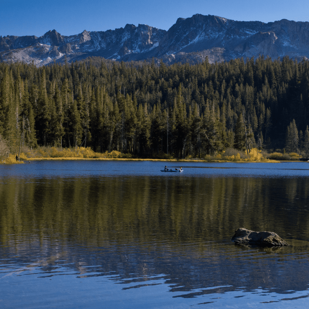 mammoth_lake_in_the_fall